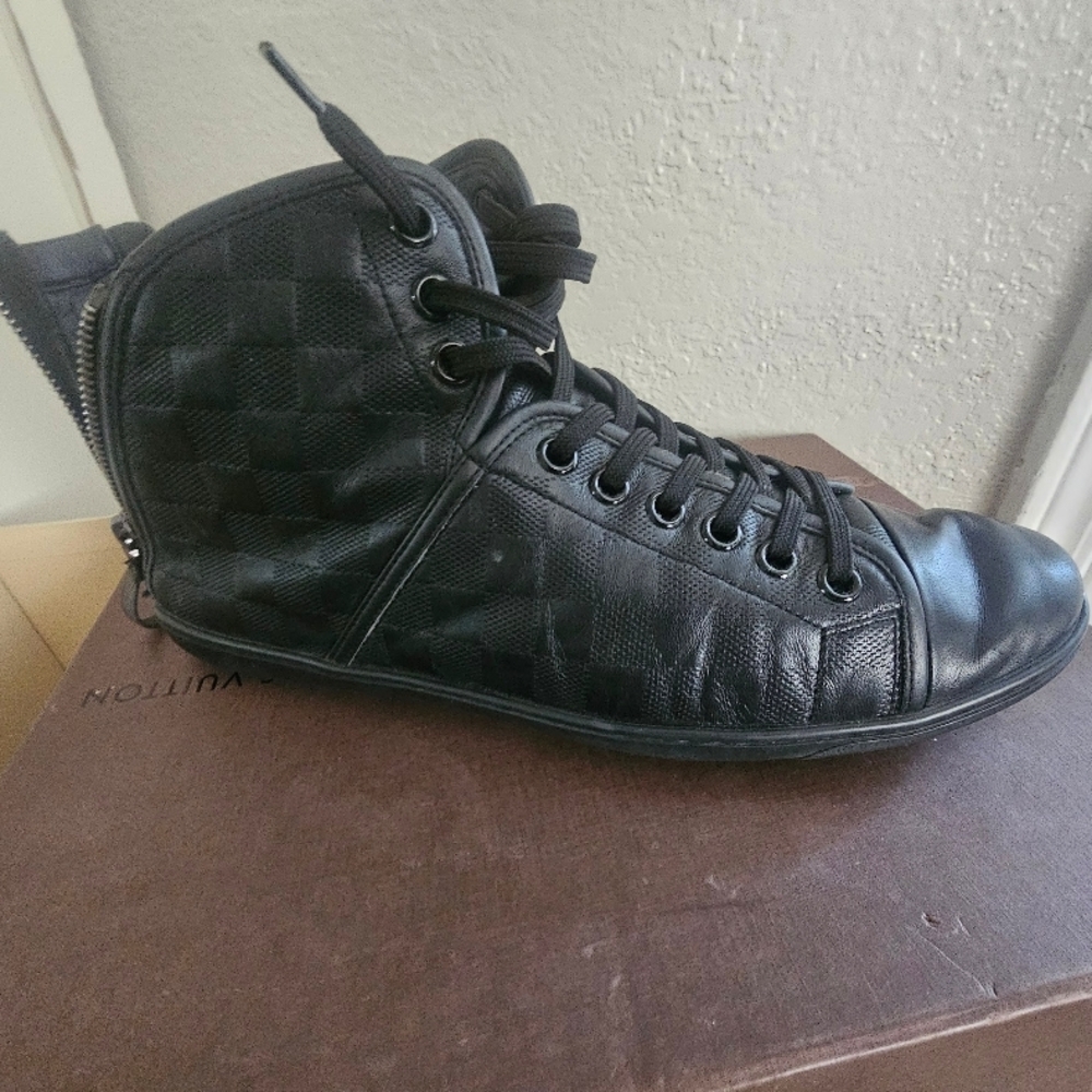 Louis Vuitton Black Men's High-Top Checker Leather Sneaker